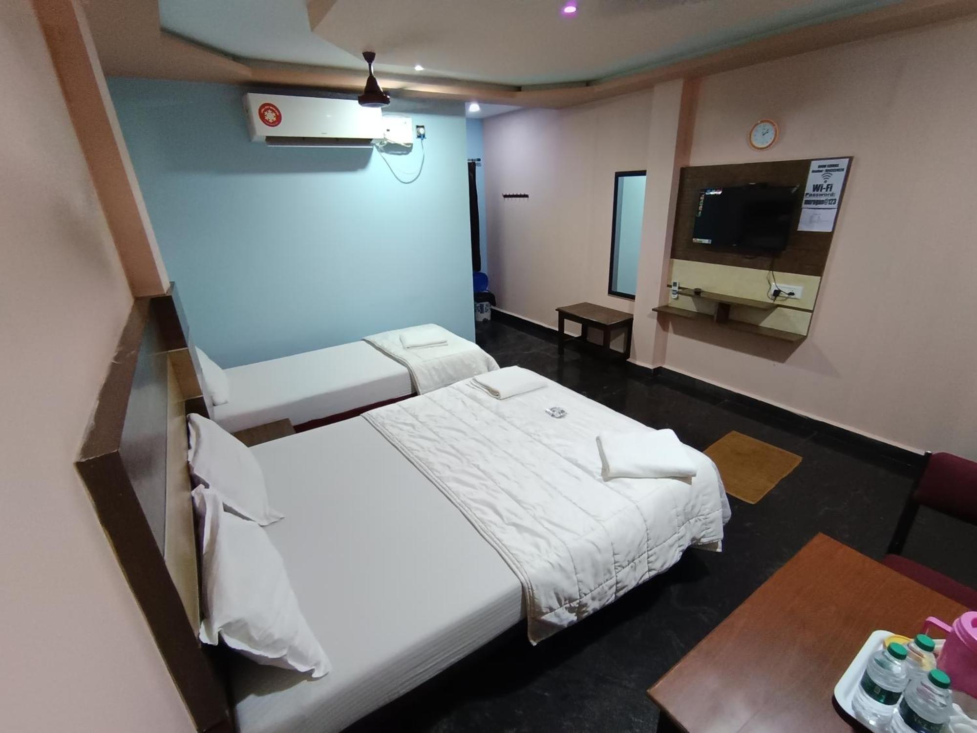 Sri Murugan Beach Paradise Hotel Mahábalipuram Kültér fotó
