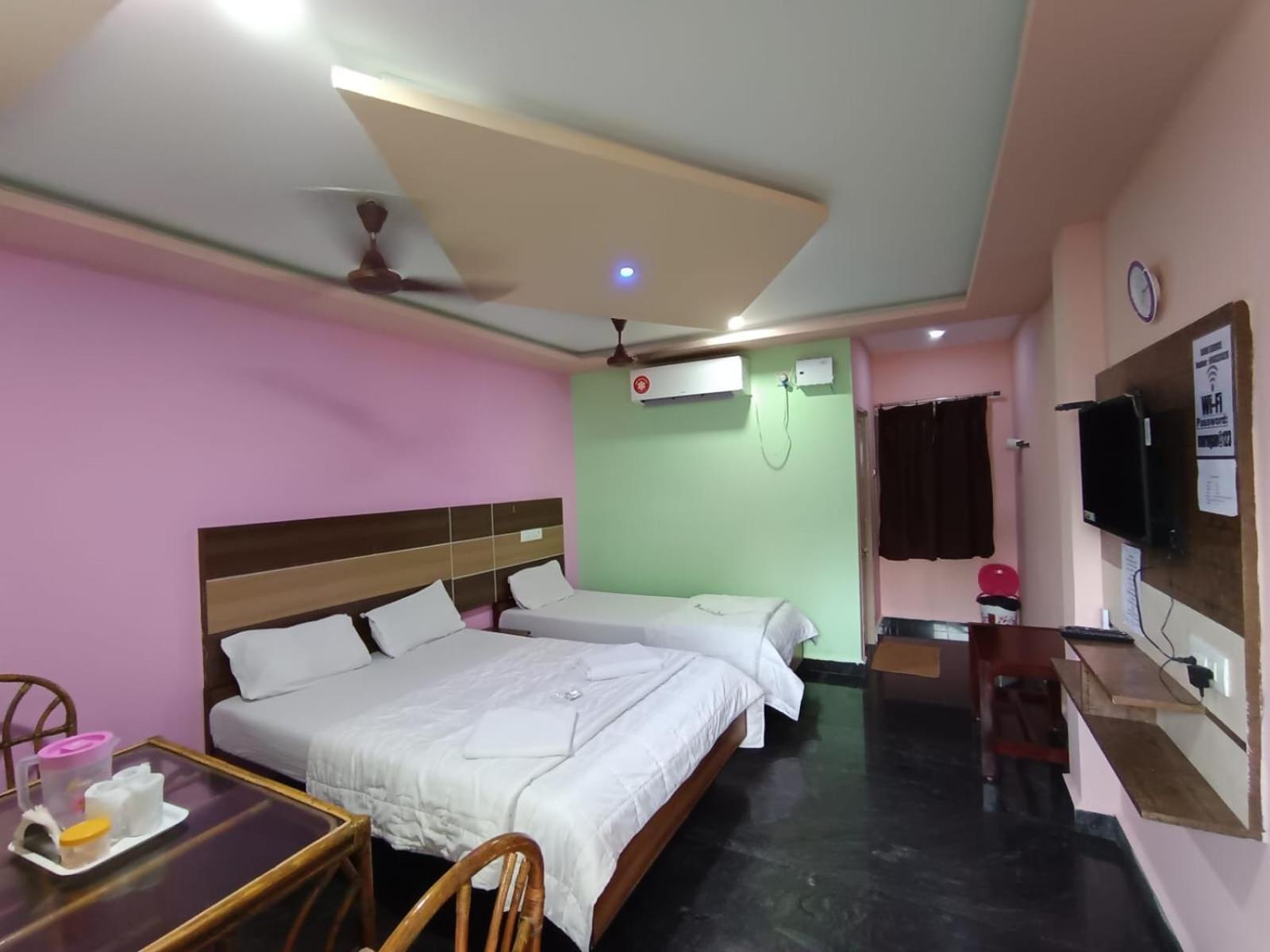 Sri Murugan Beach Paradise Hotel Mahábalipuram Kültér fotó
