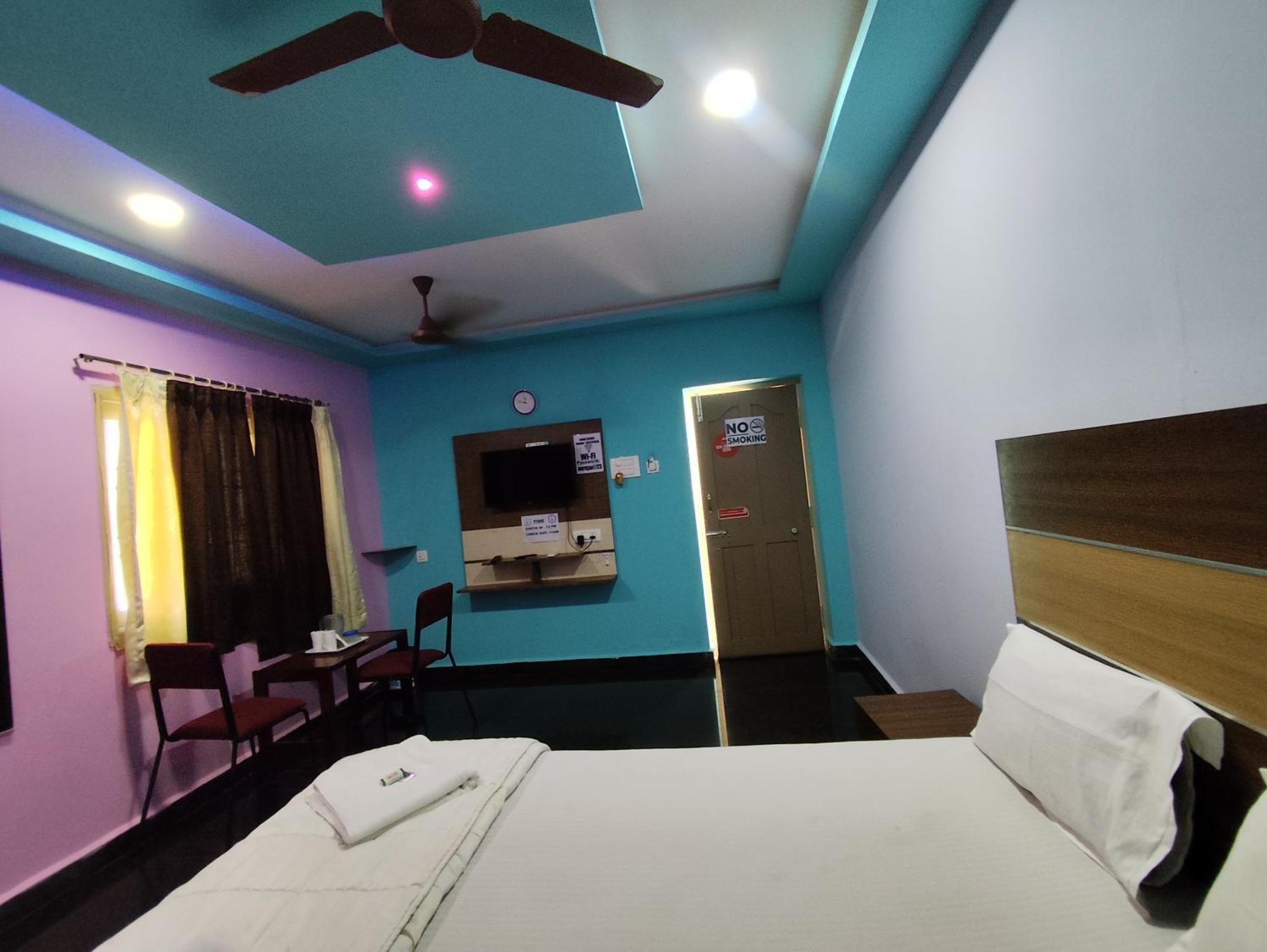 Sri Murugan Beach Paradise Hotel Mahábalipuram Kültér fotó