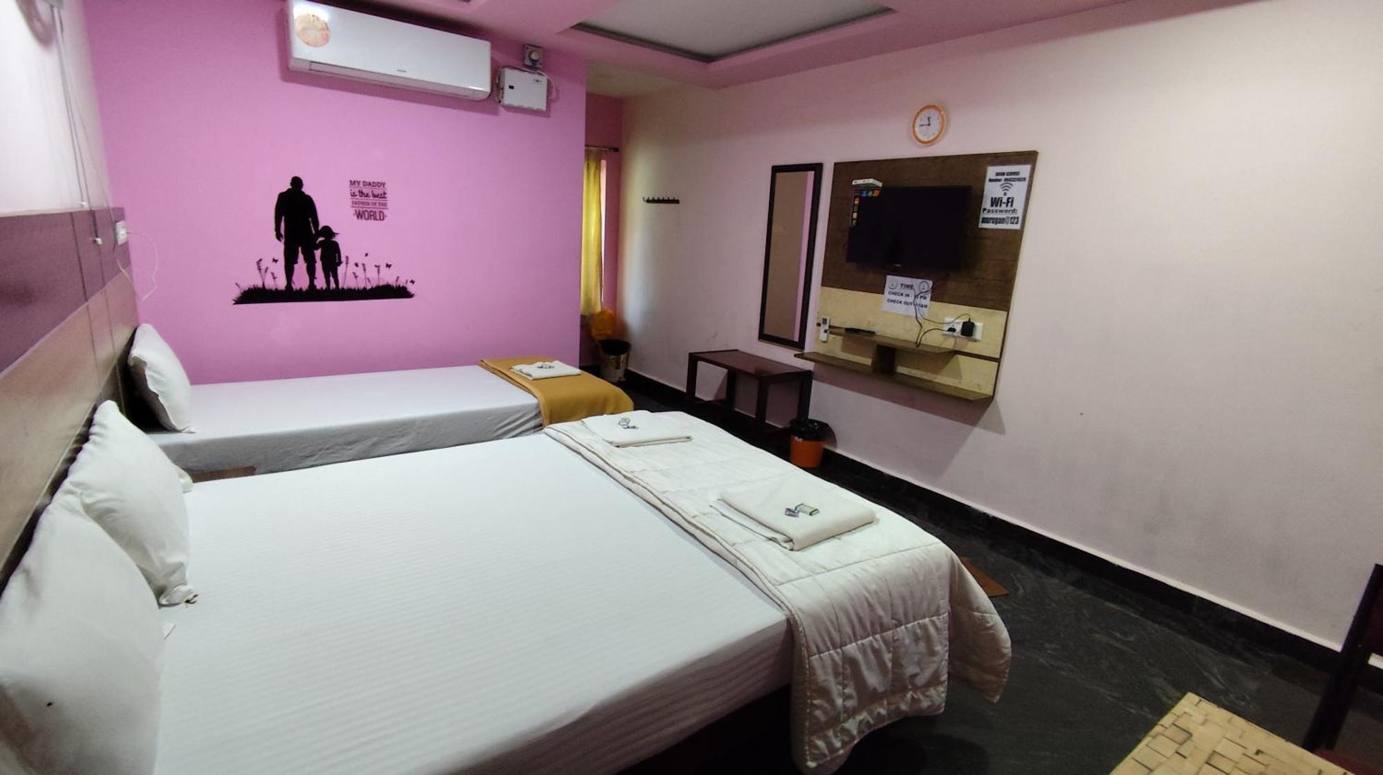 Sri Murugan Beach Paradise Hotel Mahábalipuram Kültér fotó