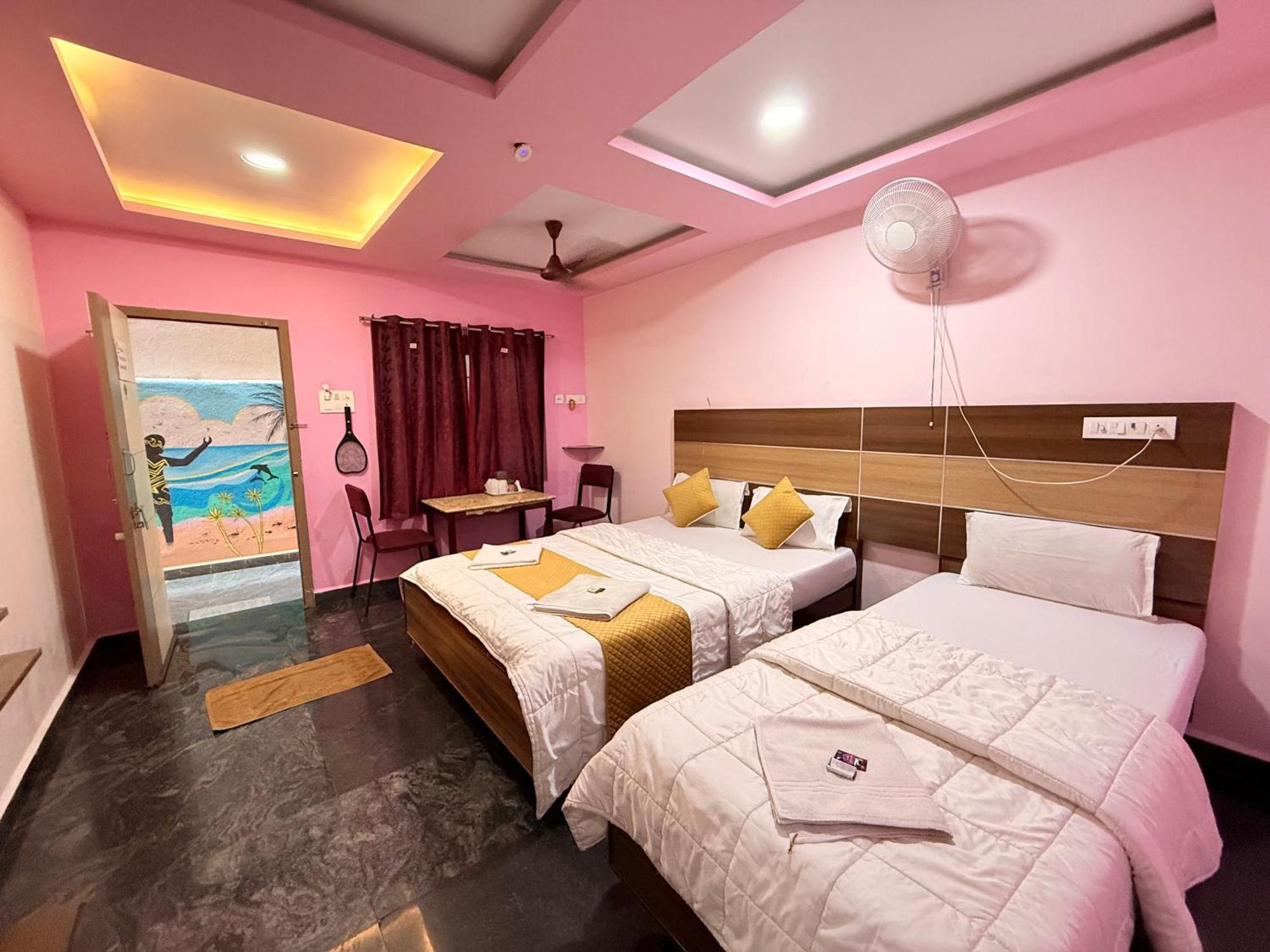 Sri Murugan Beach Paradise Hotel Mahábalipuram Kültér fotó